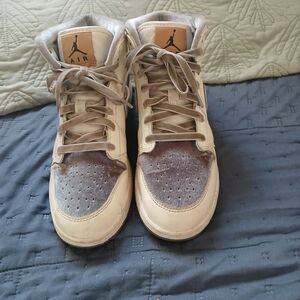 Jordan Women's Sneakers in Cream and Brown
